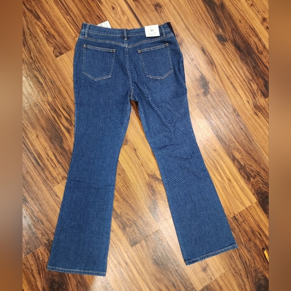 NWT Hatch Flare jeans under belly - Picture 2 of 11
